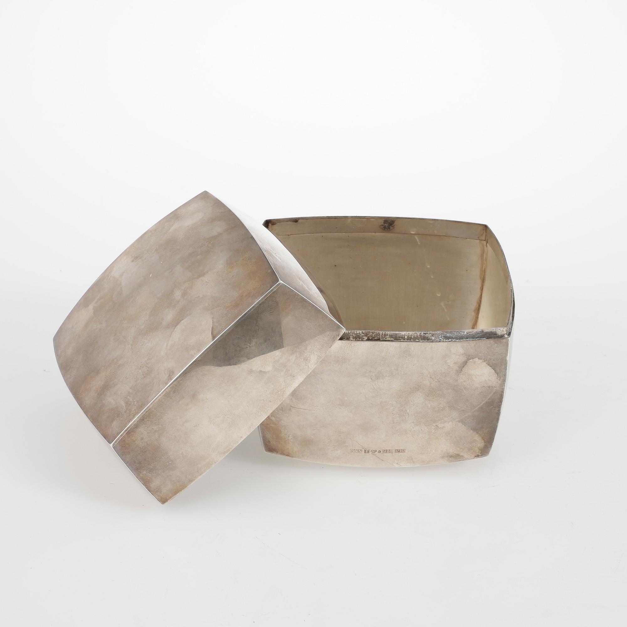ASK, sterlingsilver, Staffan Nilsson, Falun 1989. Vikt 509 gram.