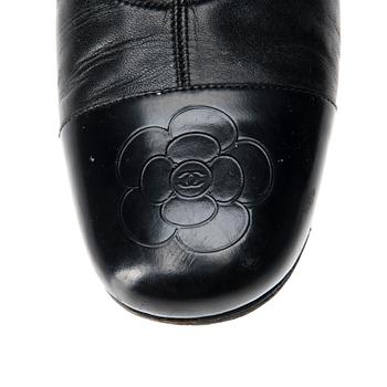 SKOR, Chanel.