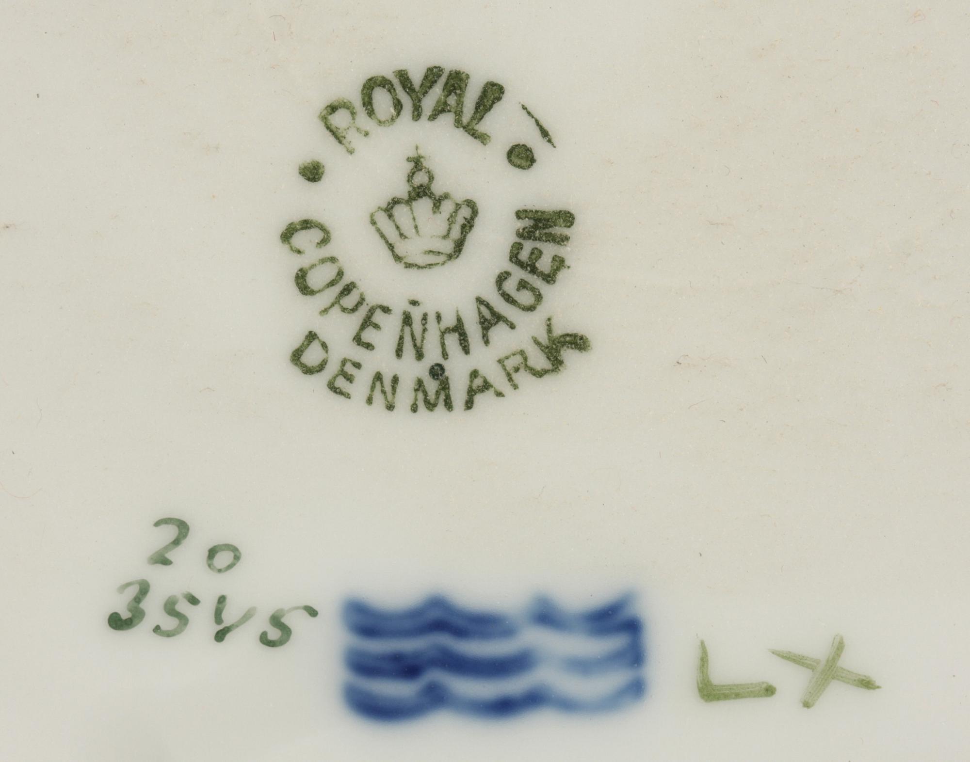 SOPPTALLRIK, porslin "Flora Danica" modellnummer 3545, Royal Copenhagen.
