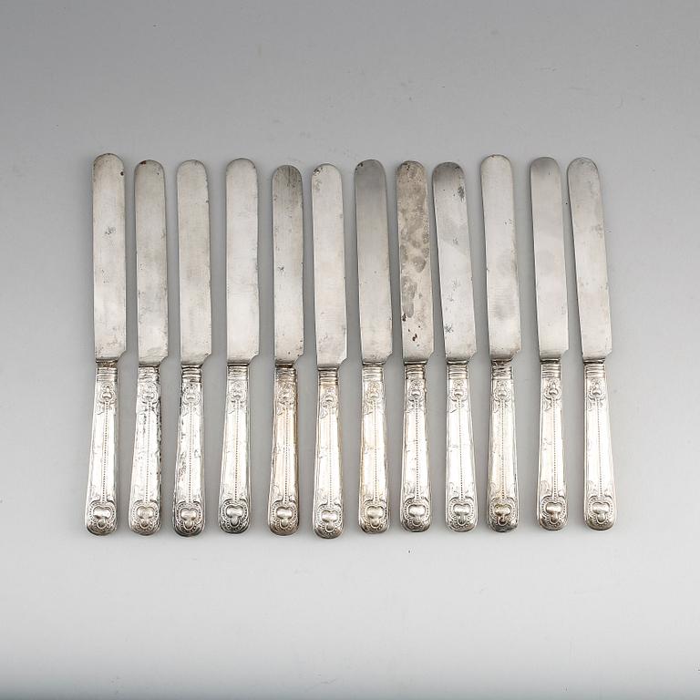 KNIVAR, 12 st, silver, sent 1800-/tidigt 1900-tal.