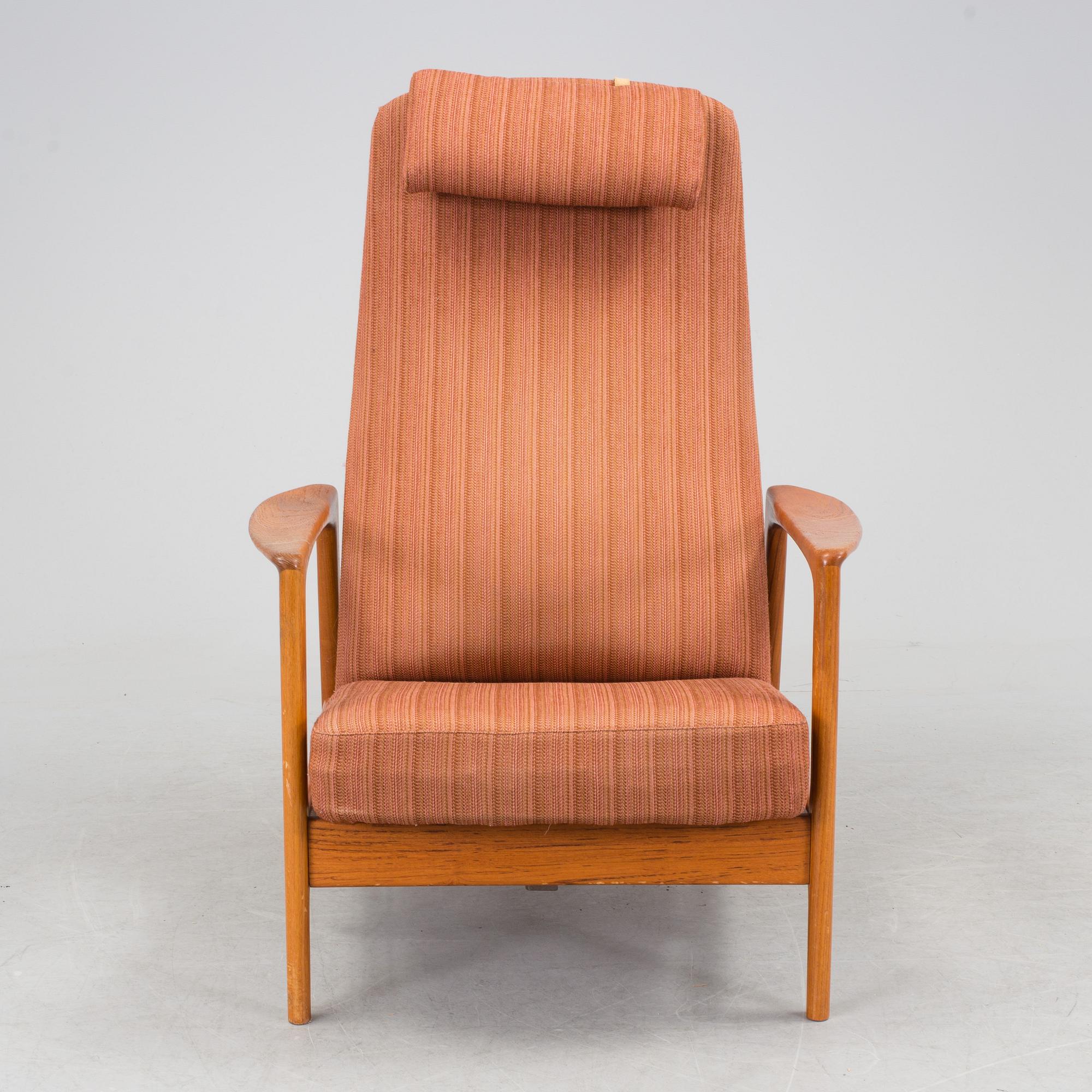 A 1950/60 lounge chair "Siesta" by Folke Ohlsson for Dux.