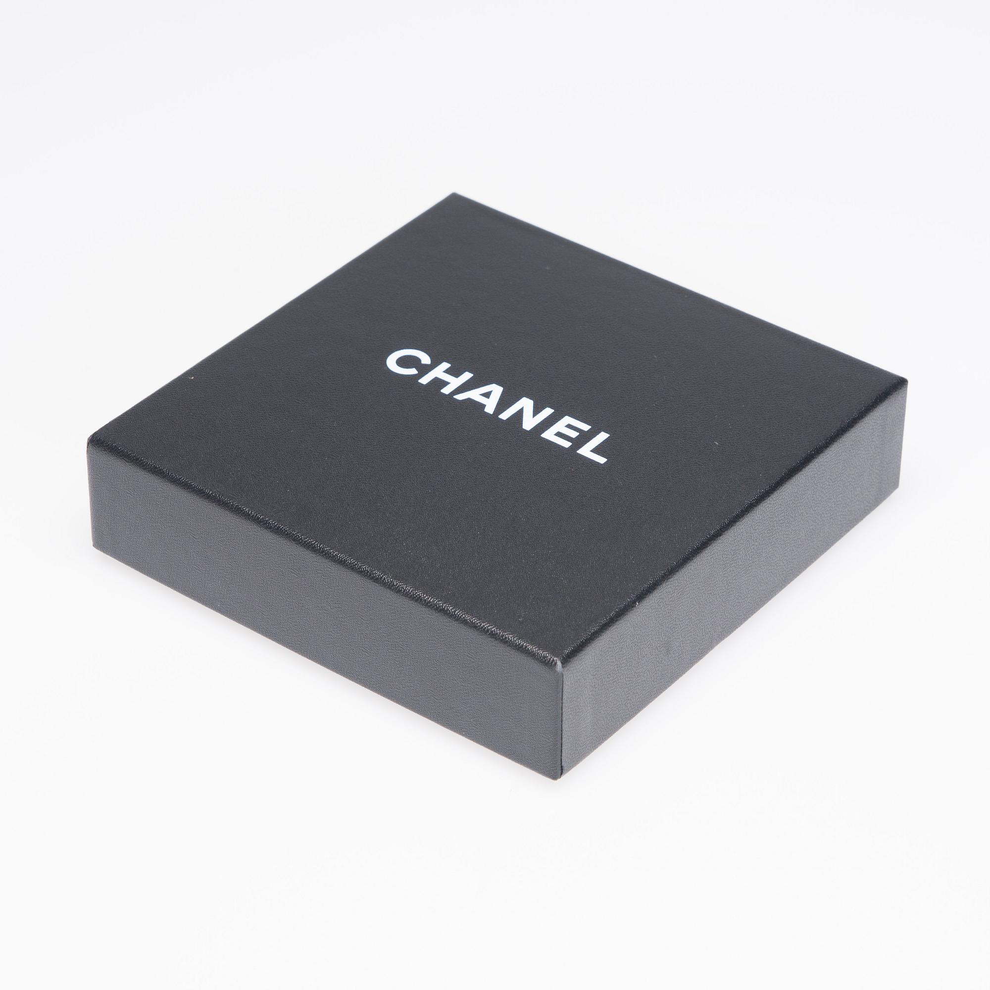 KAULAKORU, pukukoru, Chanel.
