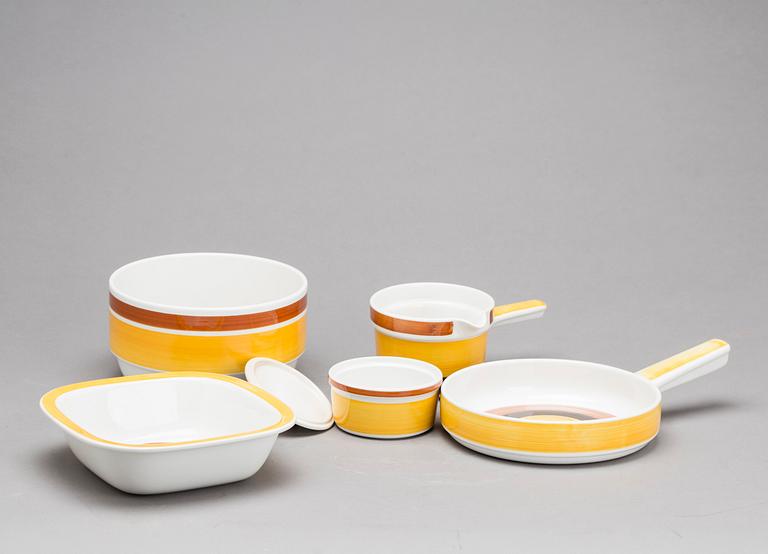 CARL-HARRY STÅLHANE, MATSERVIS, flintgods, ca 59 delar, "Fokus", Rörstrand, 1970-tal.