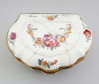 DOSA, porslin, 1700-tal.