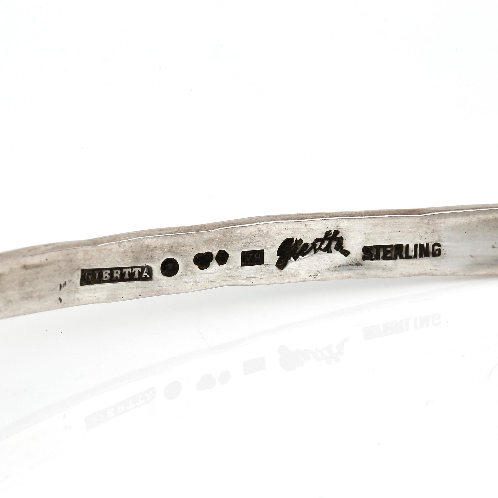 HALSBAND, silver, Claes Giertta, Stockholm, 1971. Total vikt ca 22 g.
