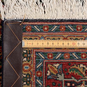 Matta, Täbriz, ca 300 x 207 cm.