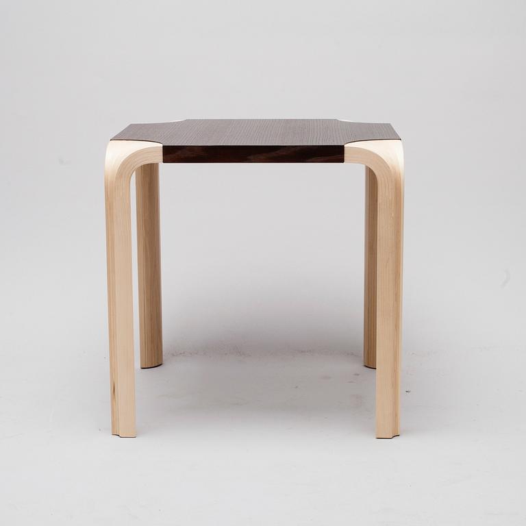 PALL, modell X601,  Alvar Aalto, Artek. 150 Edited Collection för Stockmann 2012.