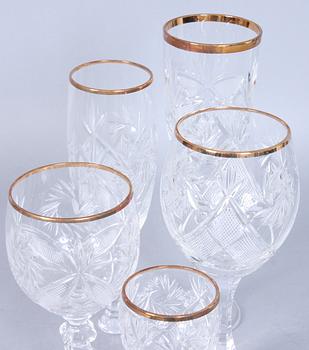 GLASSERVIS, 30 delar, Böhmisk modell, 1900-tal.