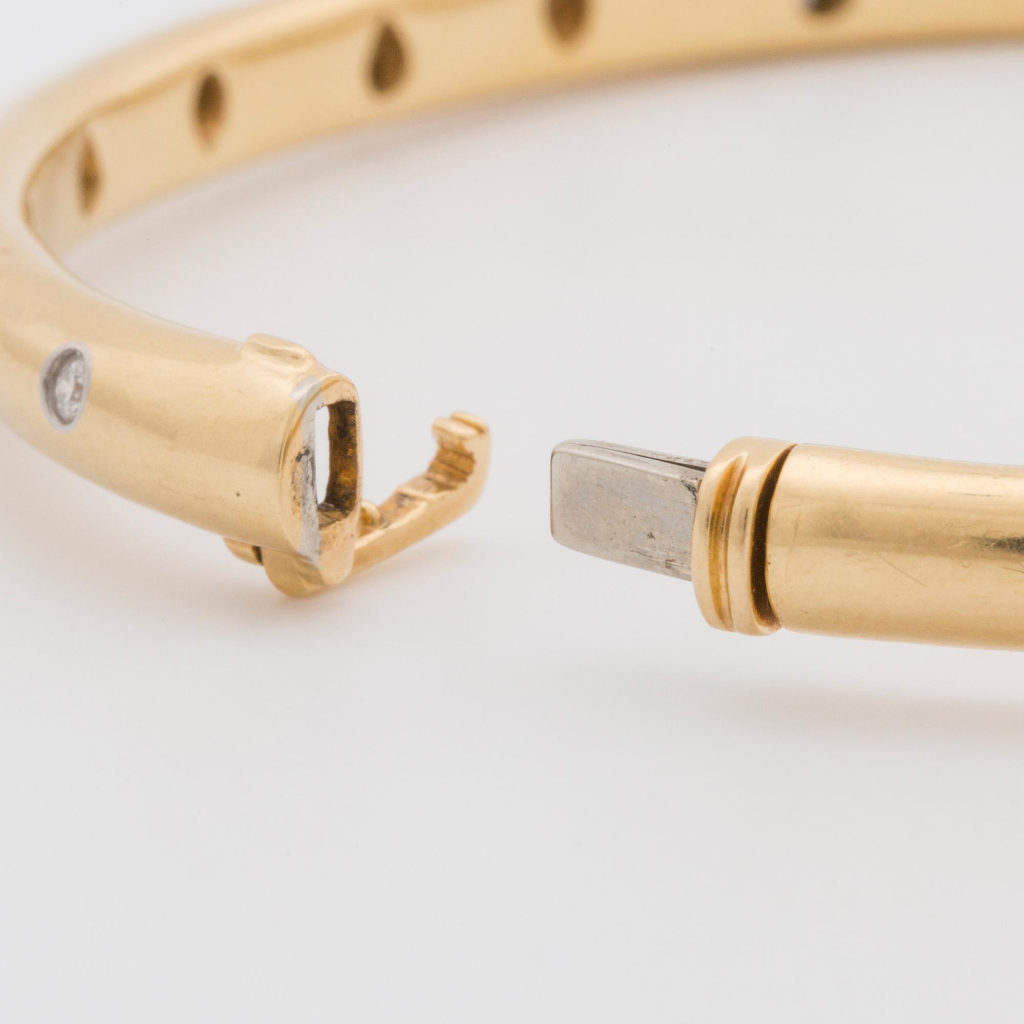 TIFFANY & Co, armring med briljantslipade diamanter ca 0.20 ct.