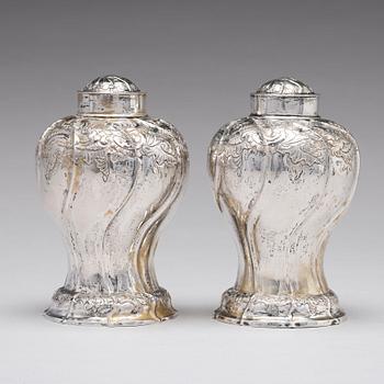 A pair of Russian 18th century silver tea-caddies, unidentified makers mark, Moscow.