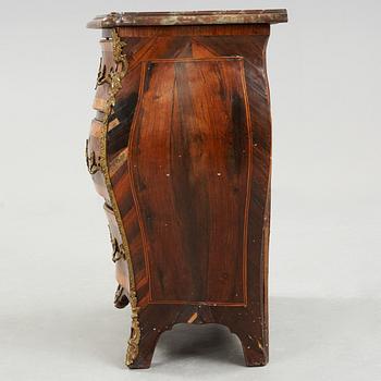 A Swedish Rococo commode by Christopher Tietze (master in Stockholm 1764-1791).
