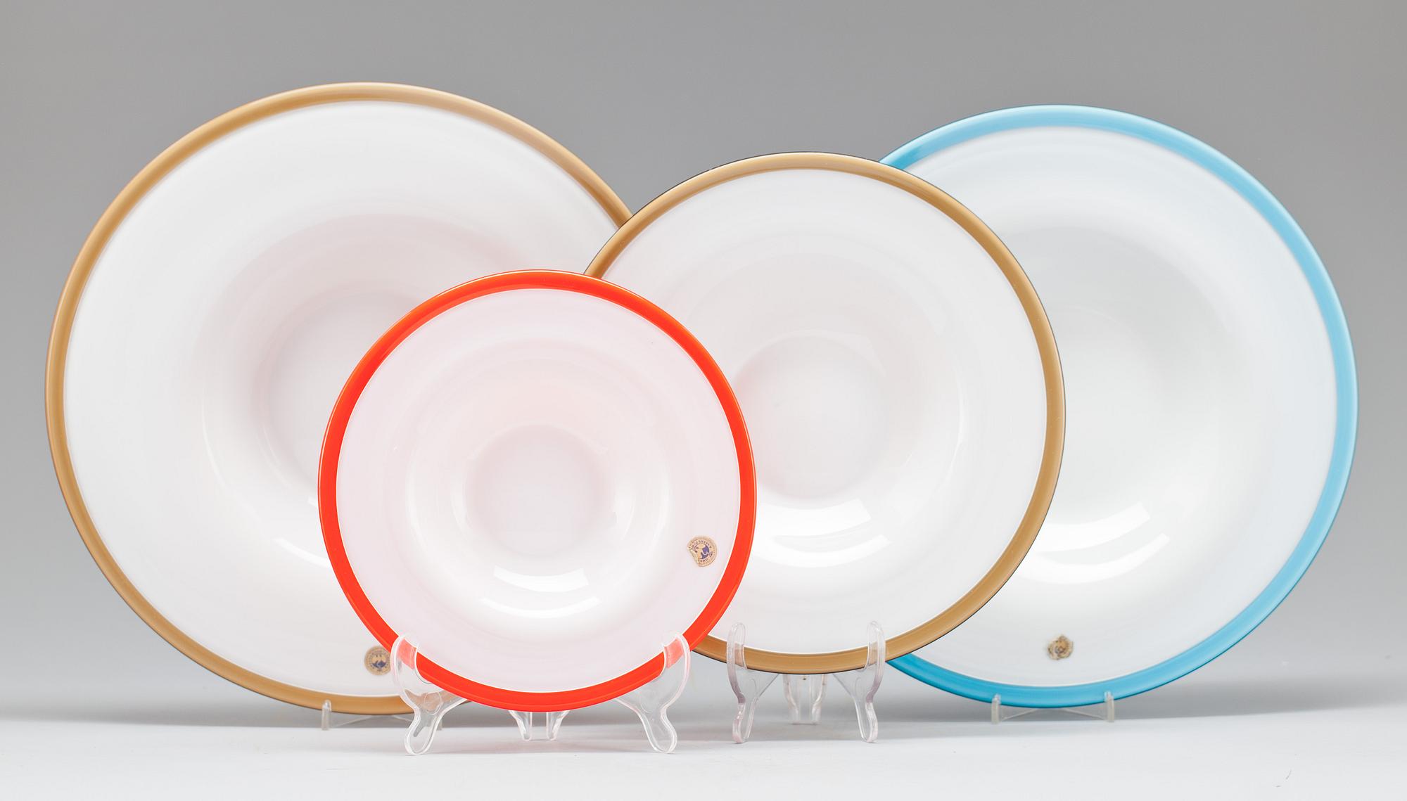 VASER, 2 st samt FAT, 4 st, glas, Holmegaard, 1900-tal.