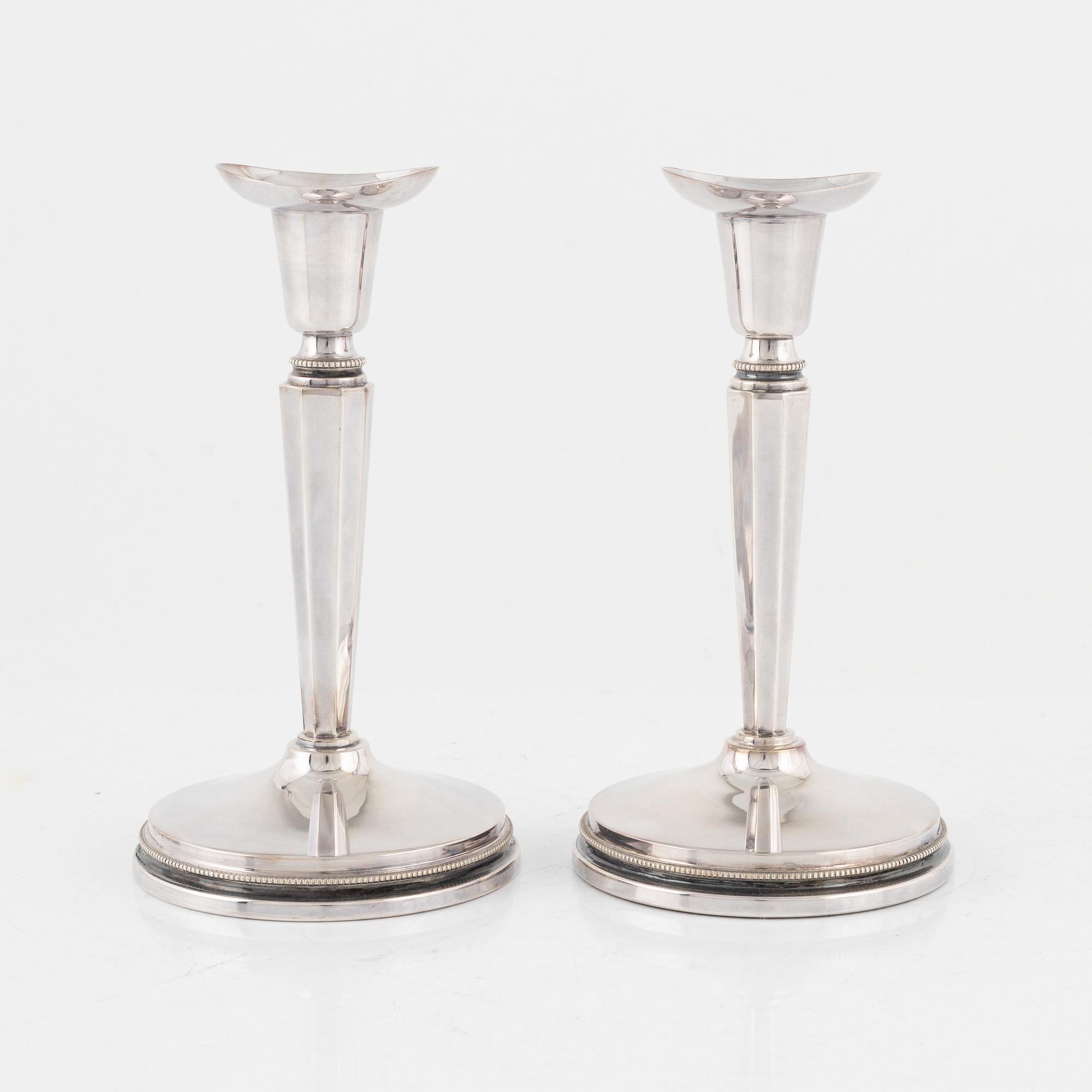 Eric Löfman, ljusstakar, ett par, silver, KG Markströms, Uppsala 1979.