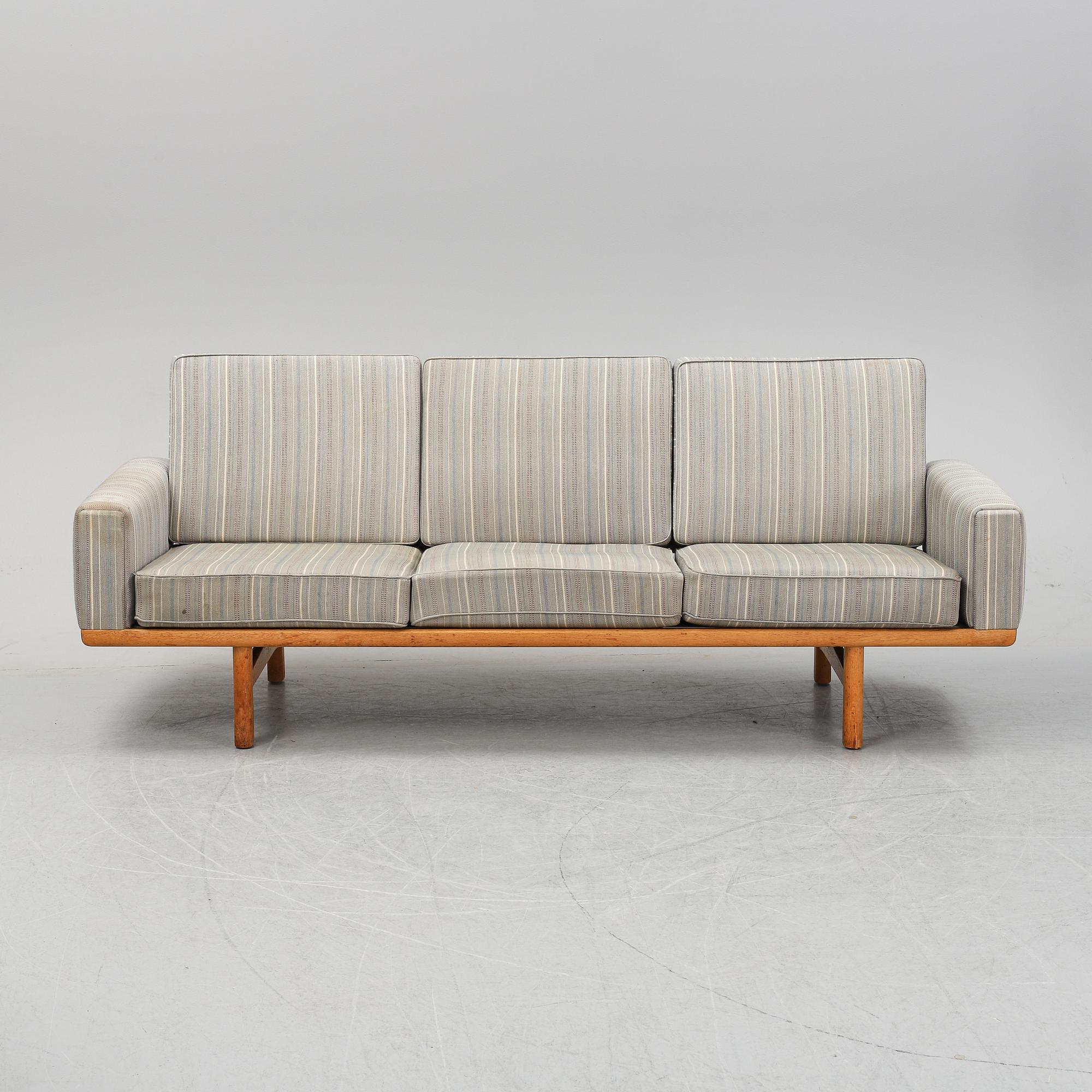 An oak sofa, model no "GE-236" by hans J Wegner, second half of 20th century.