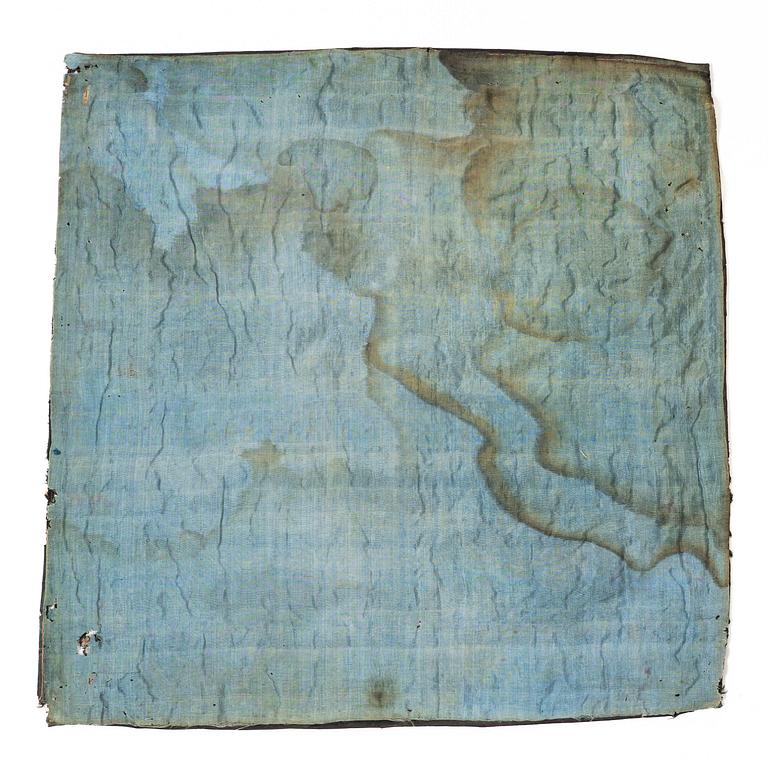 Broderi, siden samt två dekordelar i sten, Kina, Qingdynastin.