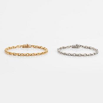 Bracelets, a pair, 18K gold and white gold, anchor chain.