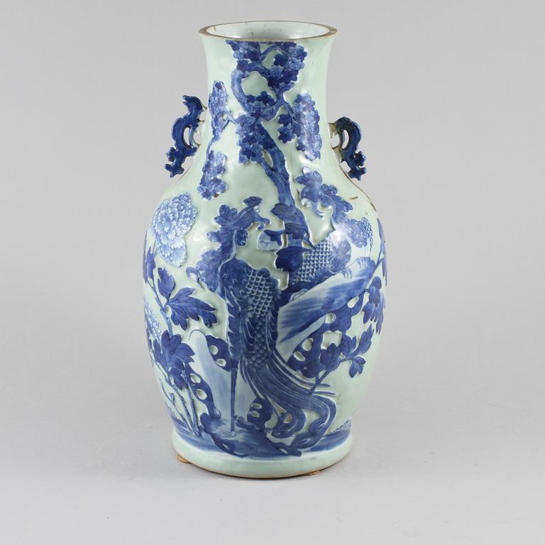 VAS, porslin, Kina, 1800-tal.