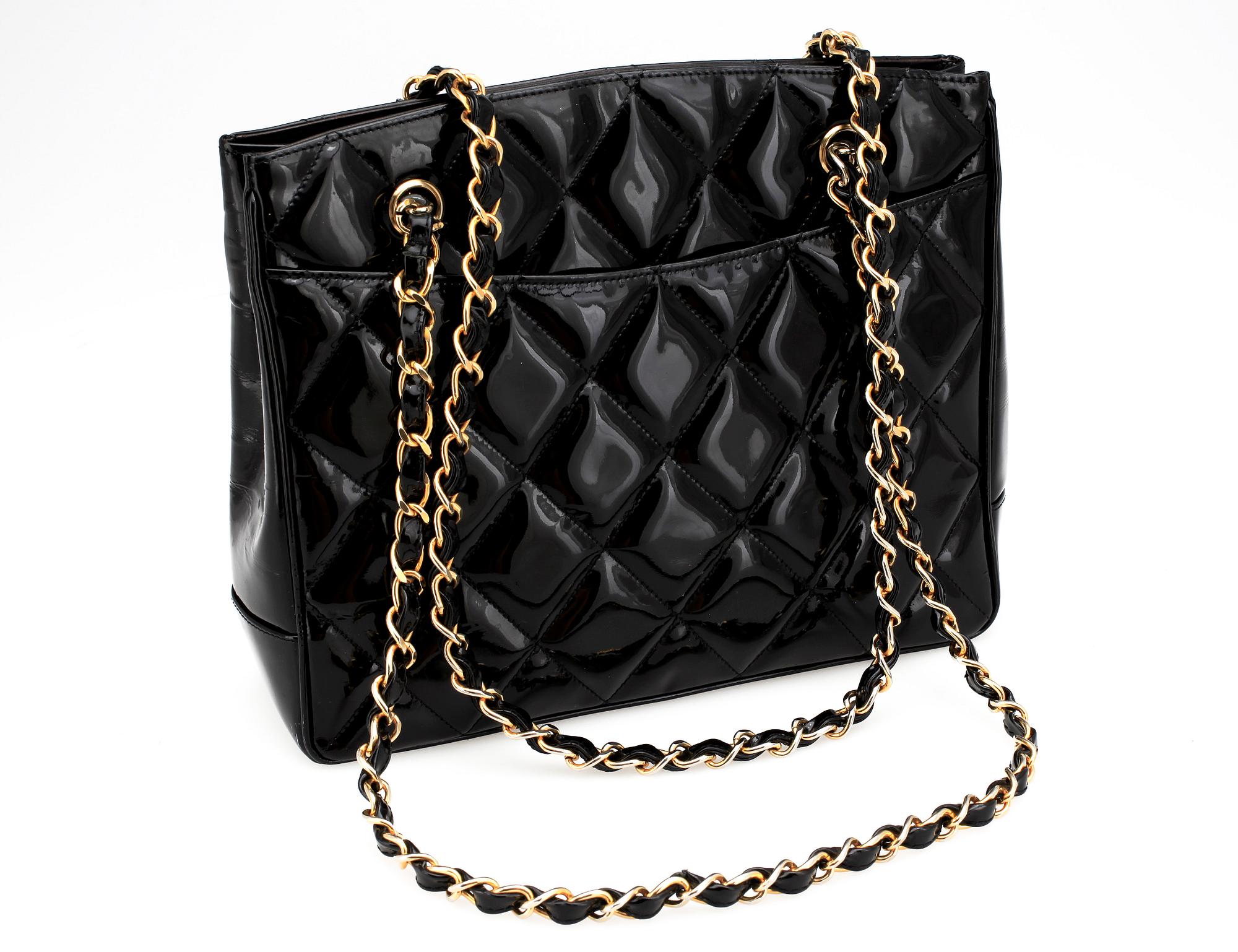 CHANEL, a black quilt leather shoulder bag, 1980's.