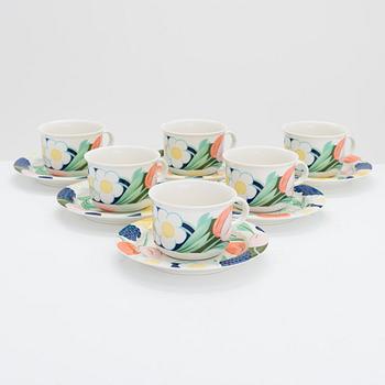 Inkeri Leivo and Dorrit von Fieandt, a 32-piece 'Arctica Poetica' porcelain tableware set, Arabia 1990s.