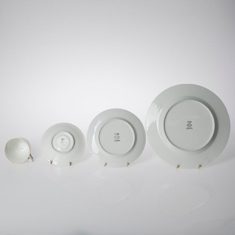 KAFFESERVIS, porslin, Rörstrand, "Fredrika" för 12 personer.