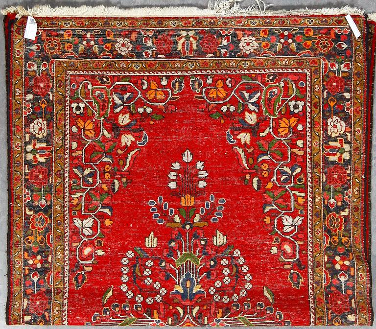 MATTA, Persisk, ca 254x147 cm.