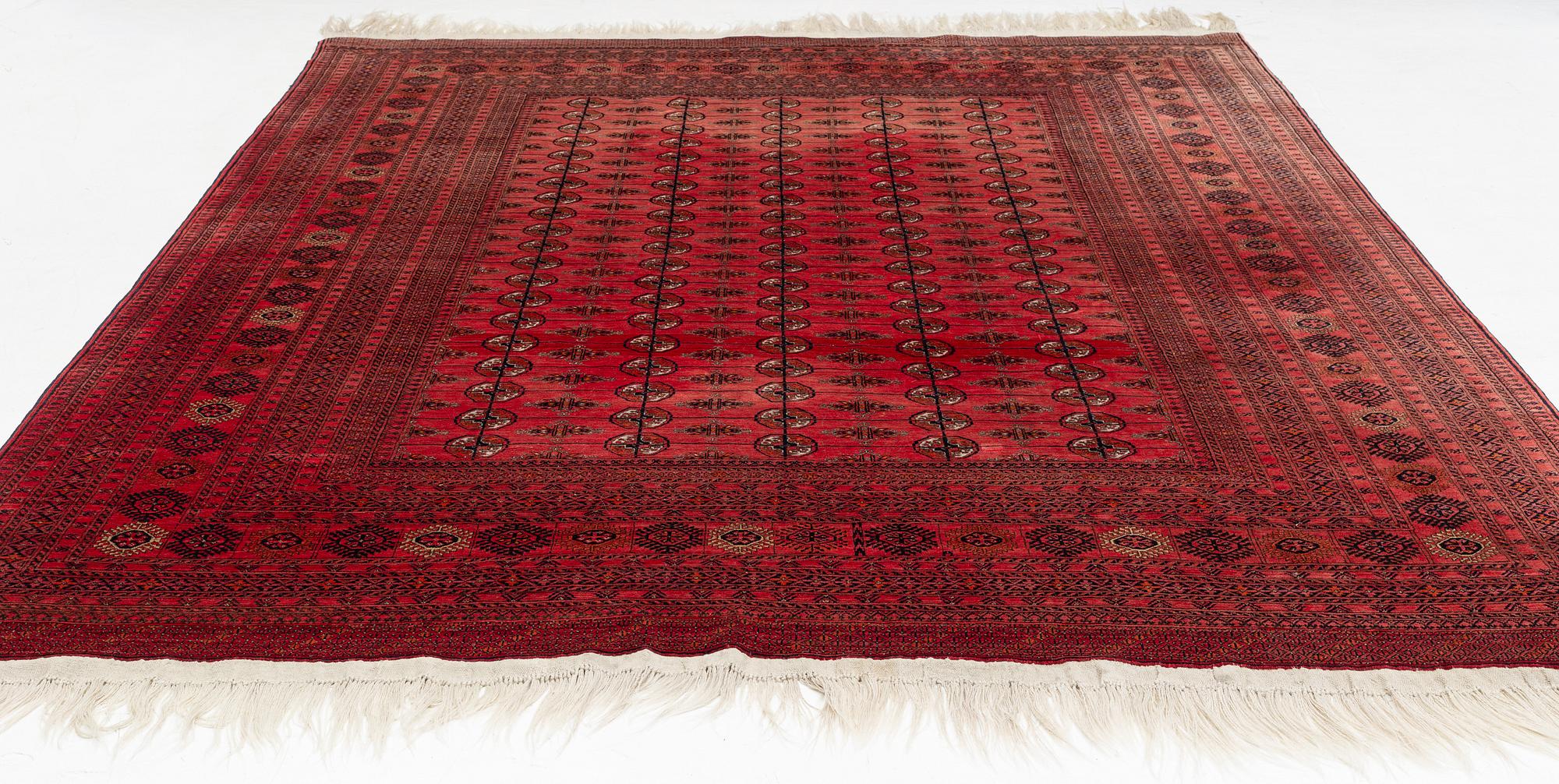 Matta, Afghanistan, 263 x 360 cm.