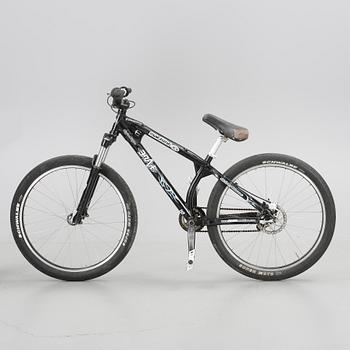CYKEL, Dirt bike, Brave 33, Troy Lee designs.