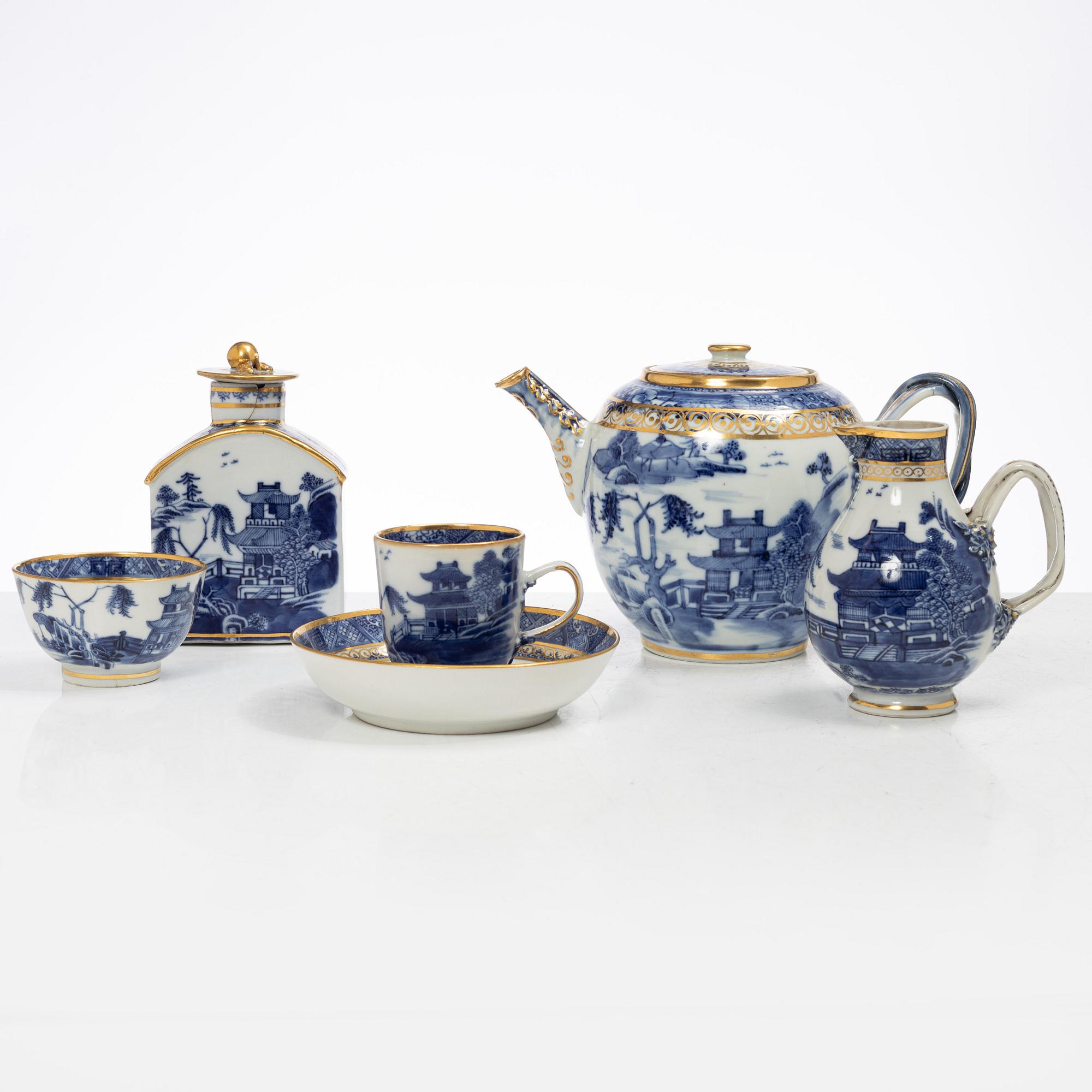 Teservis, 15 delar, kompaniporslin, Kina, Qingdynastin, Qianlong (1736-95).