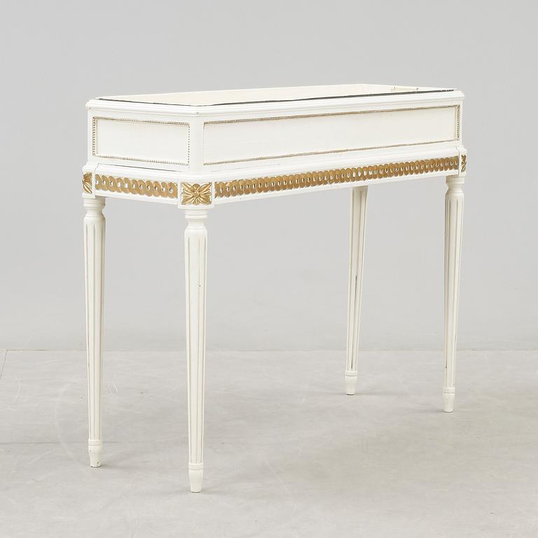 BLOMBORD, gustaviansk stil, 1900-tal.