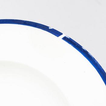 TALLRIKAR, 16 st, porslin, med Axel von Fersens monogram, Paris 1804-09.