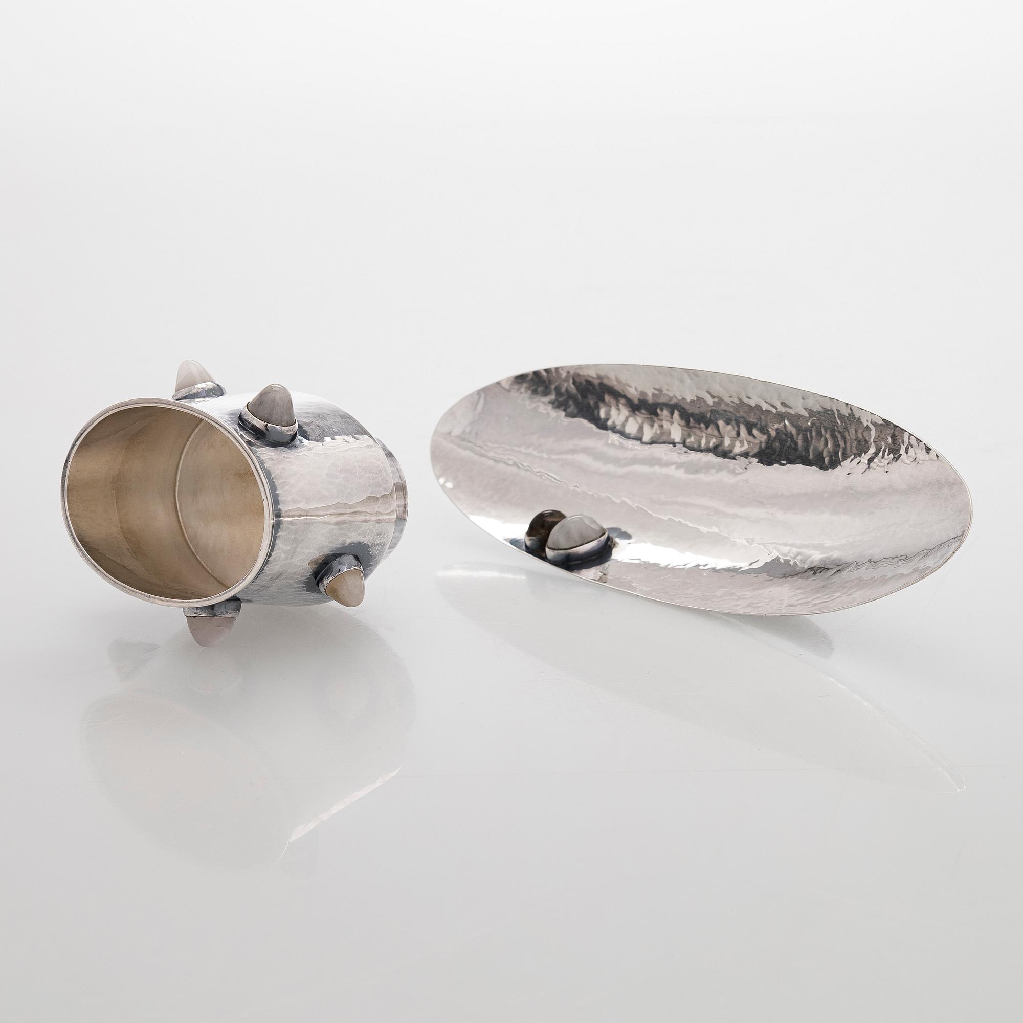 Malja ja vati, hopeaa ja pyöröhiottuja kvartseja, Pirkan-Kulta Tampere 1961.