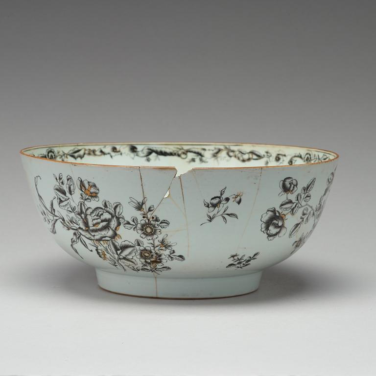 A grisaille punch bowl with a Swedish Bank note, Qing dynasty, Qianlong dated 1762.