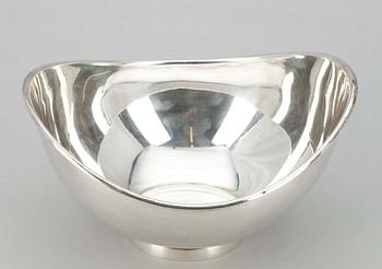 SKÅL, sterlingsilver, V. Hamara, Helsingfors 1969. Tot. vikt ca 288,4 gr.