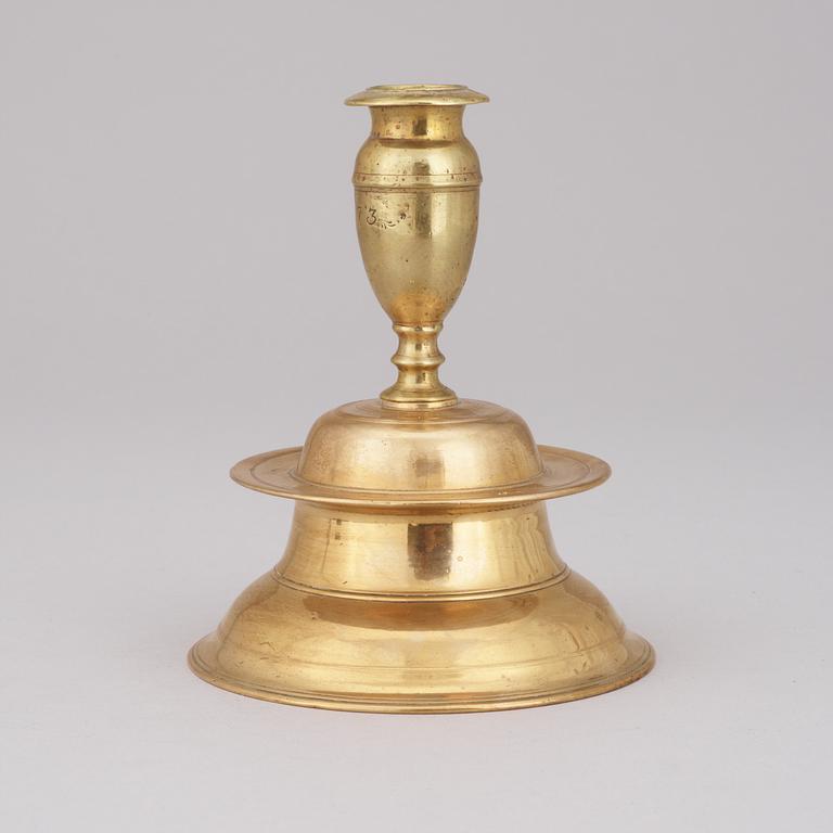LJUSSTAKE. Barock, omkring år 1700.