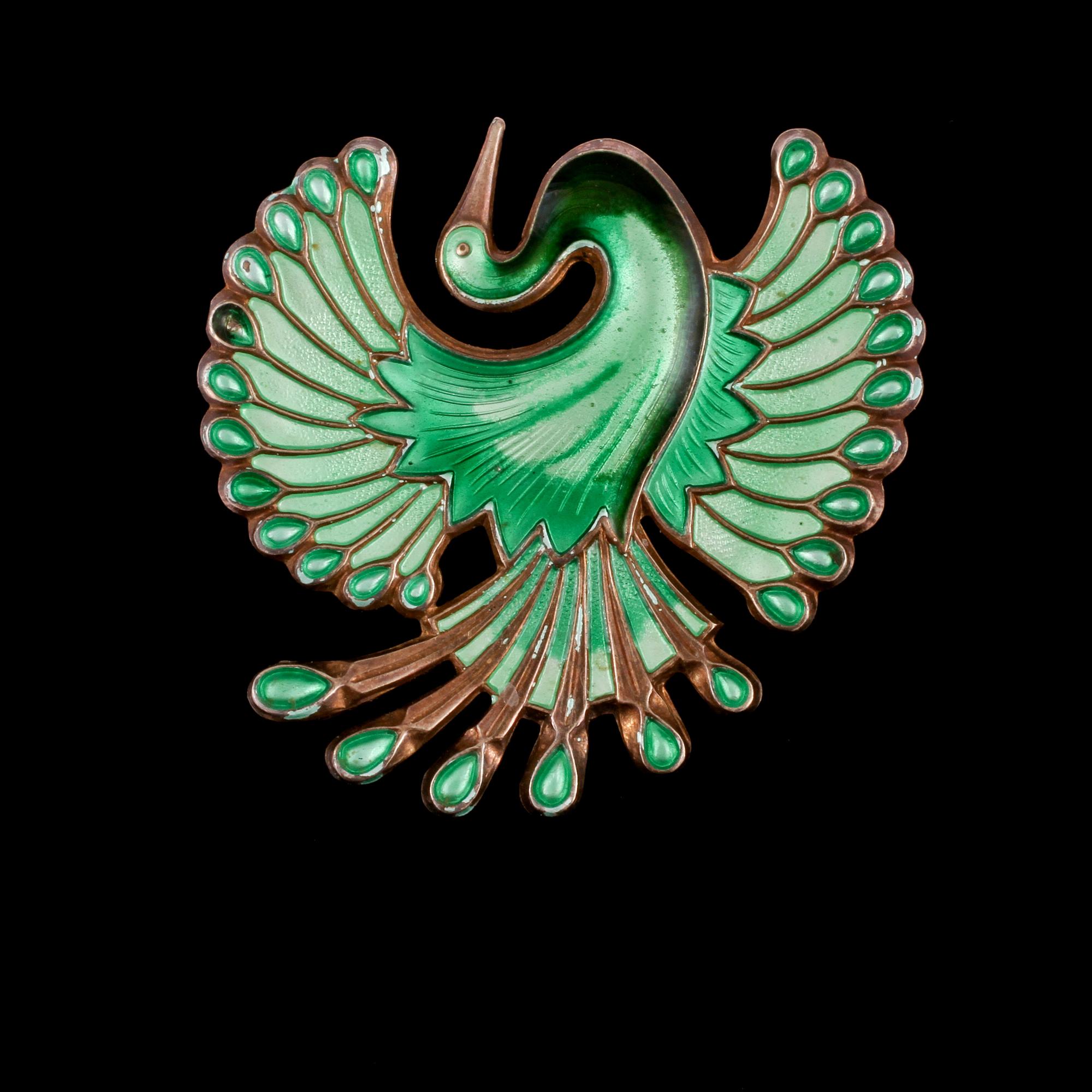 BROSCH, sterlingsilver samt grön emalj, David Andersen, Norge. Vikt 15 g.