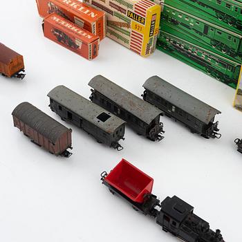 Märklin, collection of locomotives, track parts, etc.