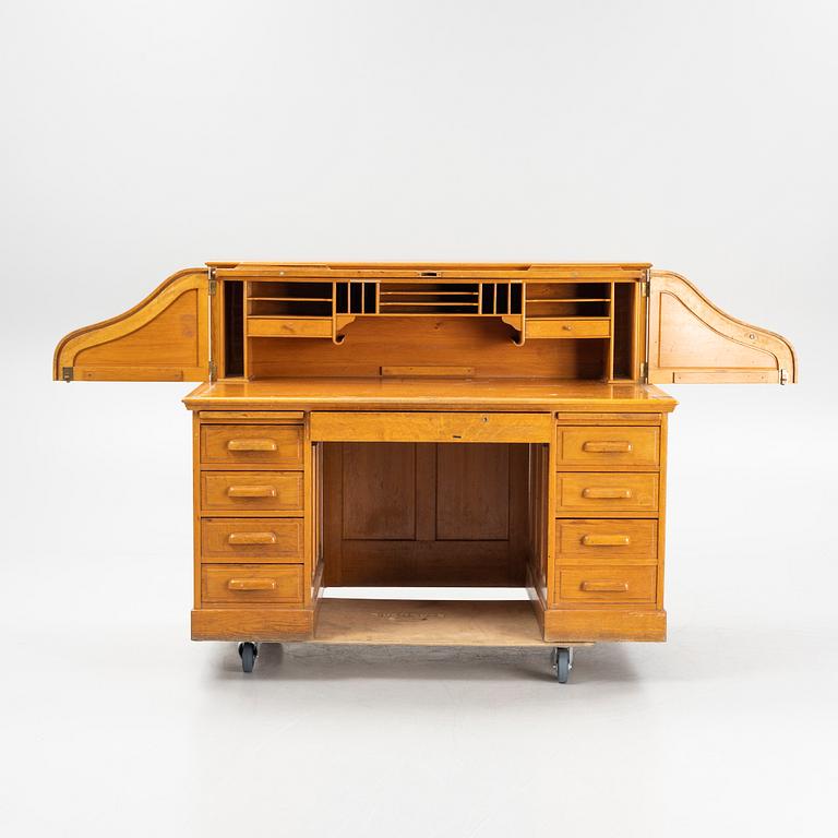 A Jugend roll-top desk, early 20th century.