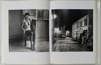 HELMUT NEWTON, BOOK, "Sumo", edited by June Newton, Taschen 2009.