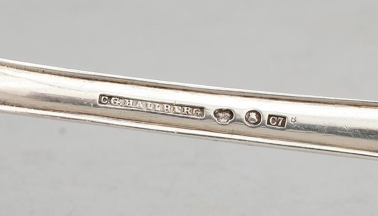 PARTI BESTICK, 7 delar, silver, bl.a CG Hallberg 1905. Total vikt exklusive delar med metallblad ca 230 gram.