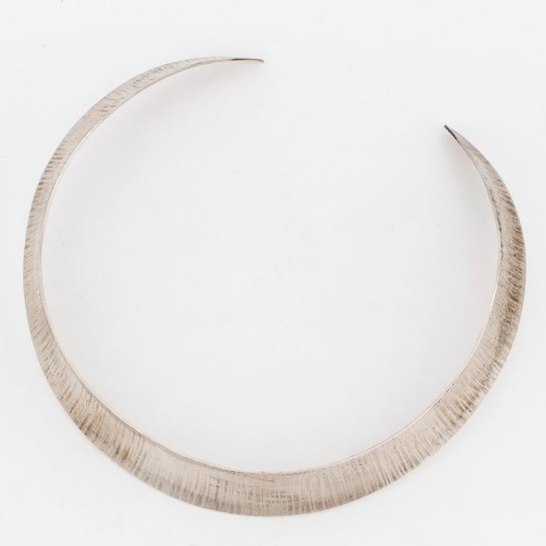 STIGBERT, a sterling silver necklace from Waldemar Atelje, Skara, 1975.