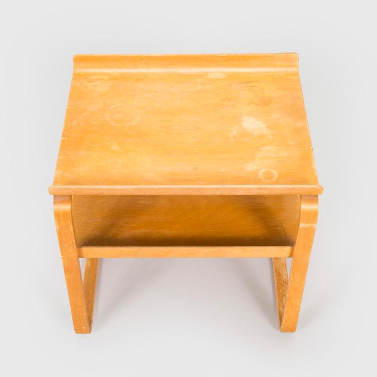 Alvar Aalto, bord, modell 75, för O.Y. Huonekalu-ja Rakennustyötehdas A.B. tidigt 1950-tal.