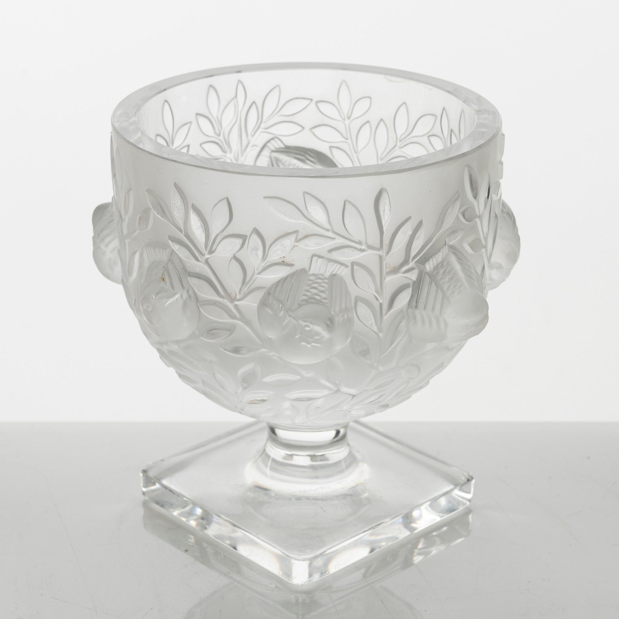 Marc Lalique, footed bowl, "Elisabeth", Lalique, France.