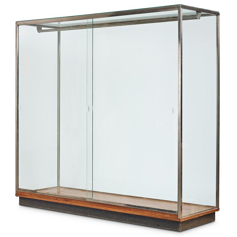 Axel Einar Hjorth, a large showcase cabinet, from the fashion boutique Oscar Baeckmans, Nordiska Kompaniet, Stockholm 1929.