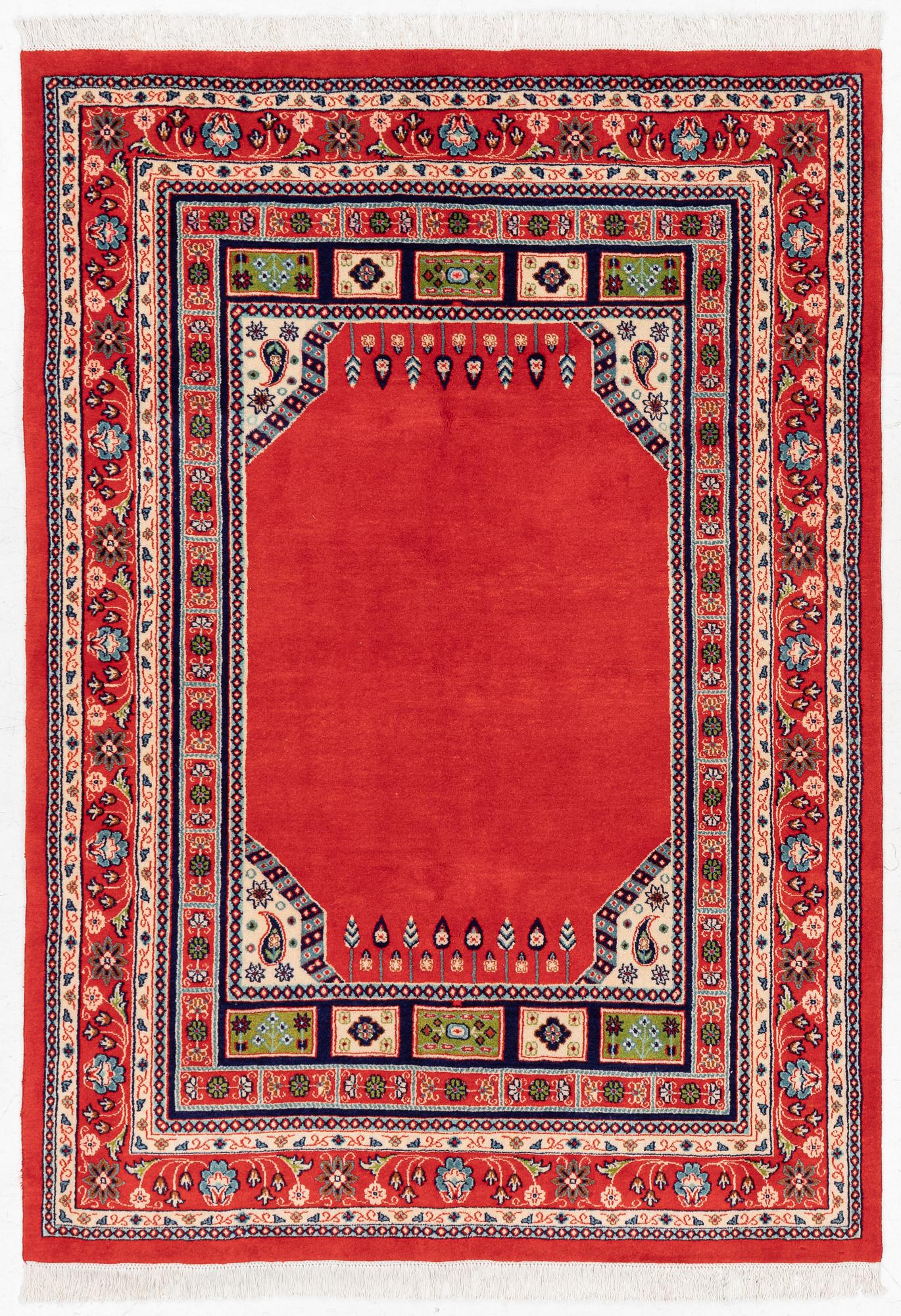 A Kashmar carpet, c. 236 x 168 cm.