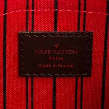 Louis Vuitton, a 'Neverfull MM' Damier Ebene Bag.