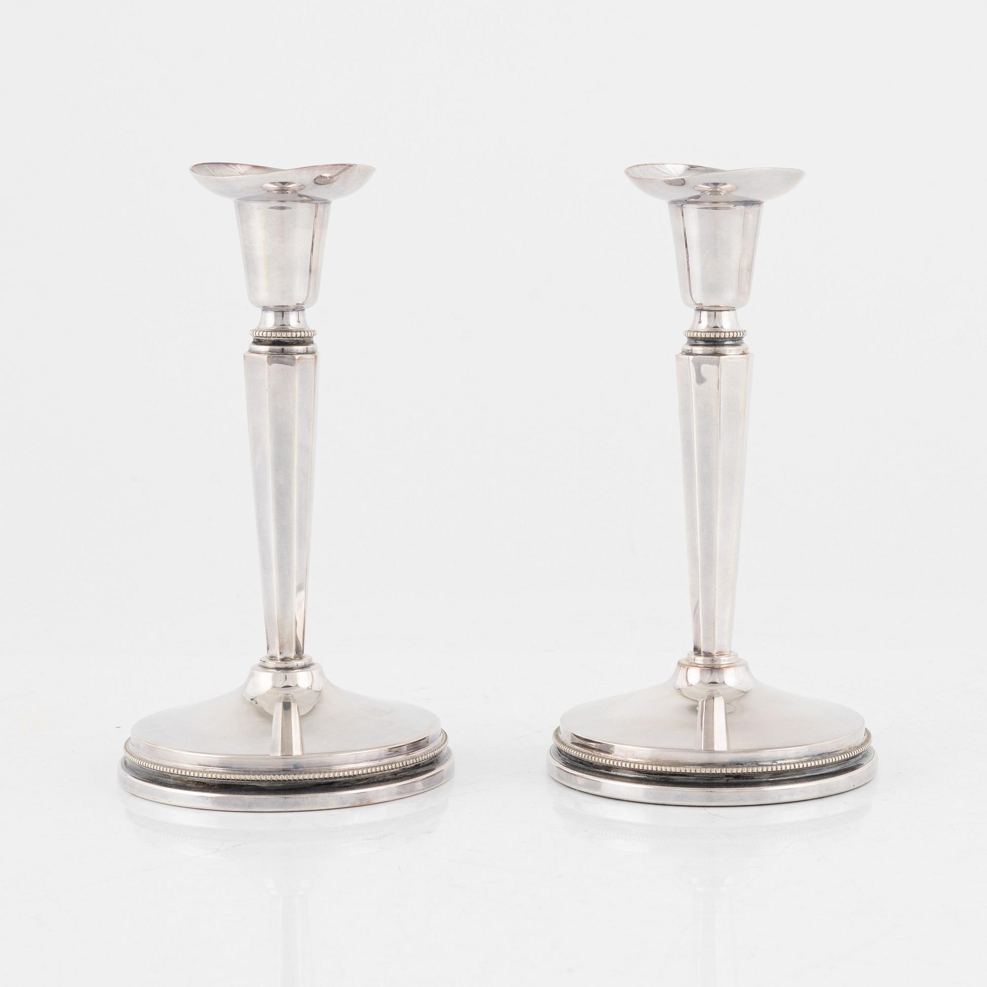 Eric Löfman, ljusstakar, ett par, silver, KG Markströms, Uppsala 1979.