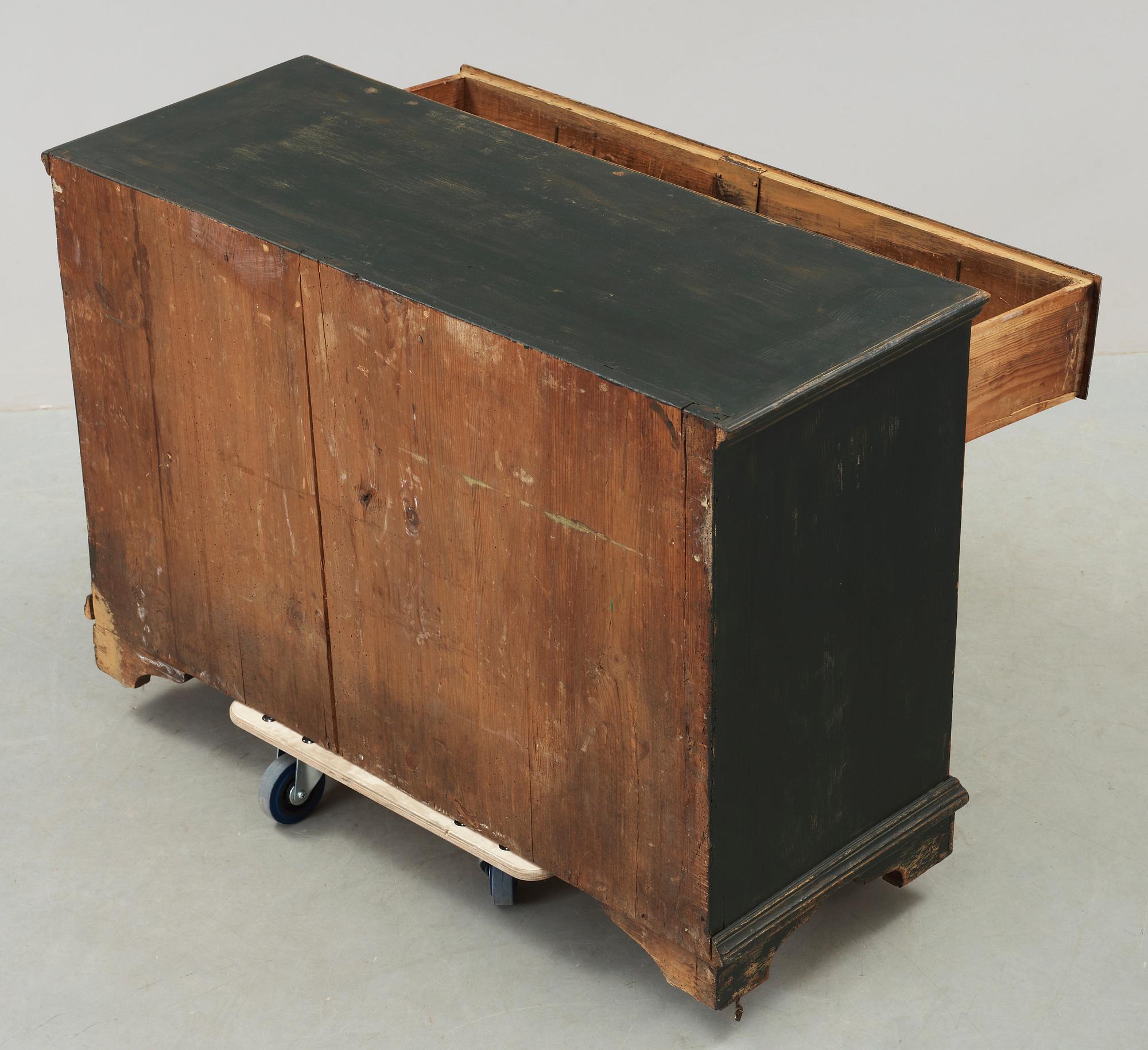 BYRÅ, omkring 1800-talets mitt.