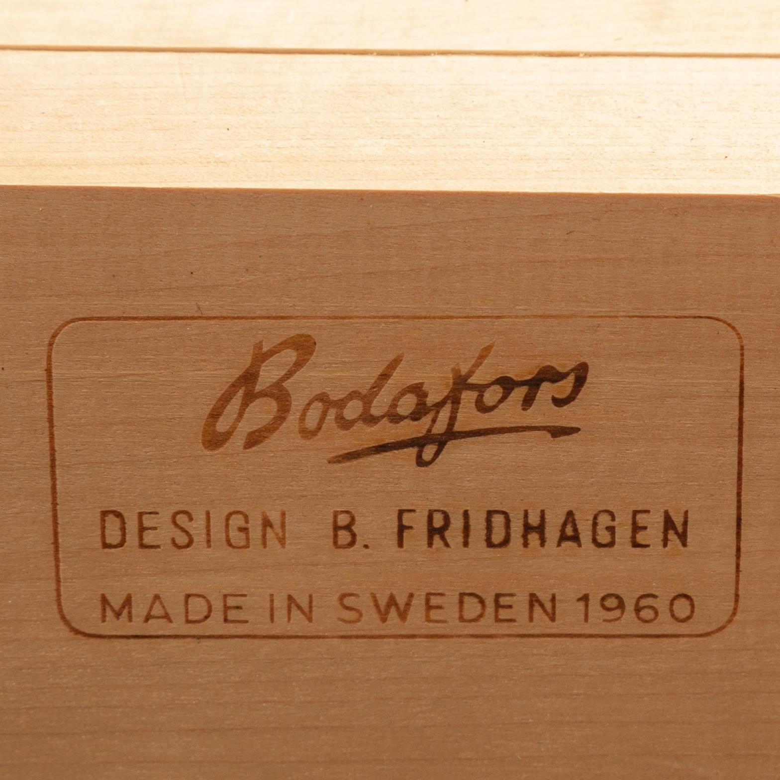 A dining table by Bertil Fridhagen, Bodafors, 1960.