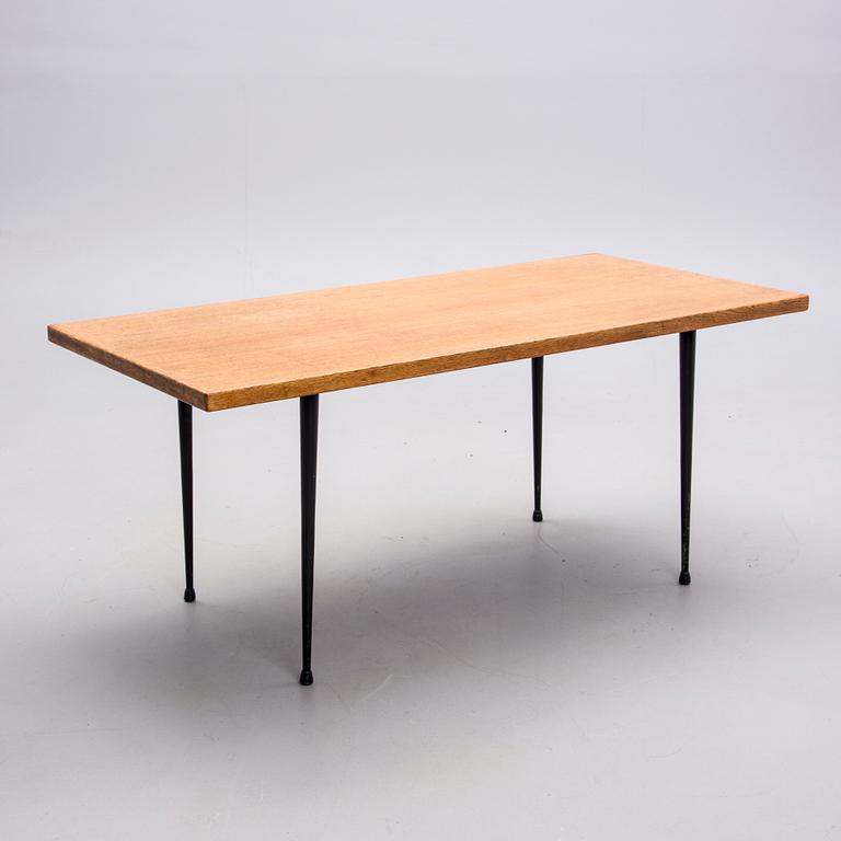 SOFFBORD, 3418, Ilmari Lappalainen, Asko. Modellen formgiven 1956.