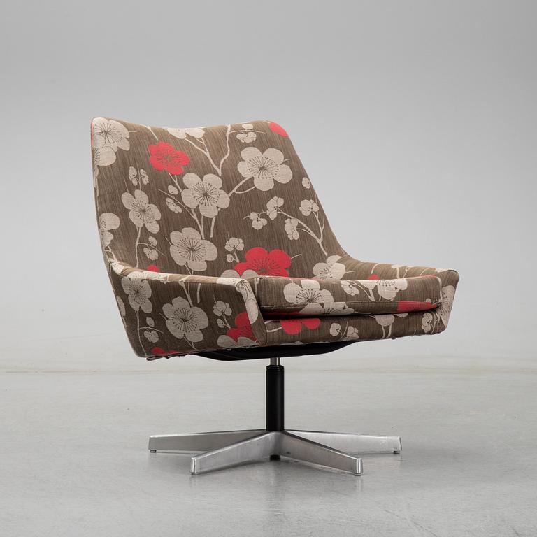 A 'Teve' easy chair by Jonas Ihreborn.